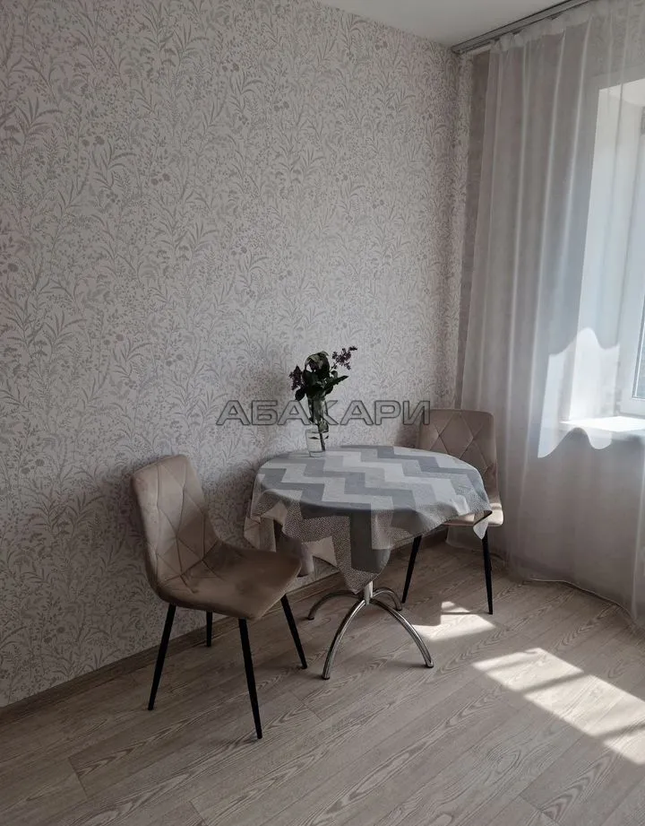 1-комнатная улица Молокова, 12  за 33000 руб/мес фото 2