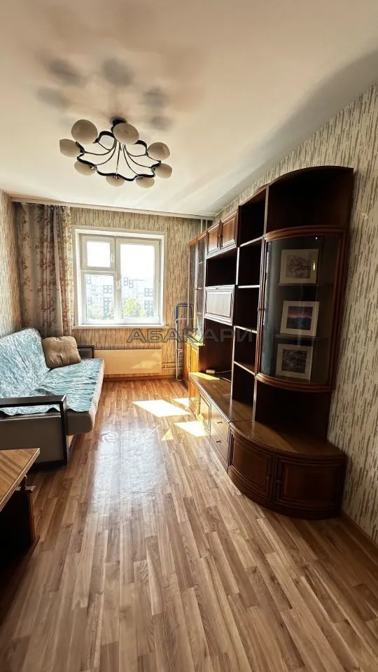 1-комнатная улица Серова, 8 за 25000 руб/мес фото 2 1-комнатная улица Серова, 8 за 25000 руб/мес фото 2