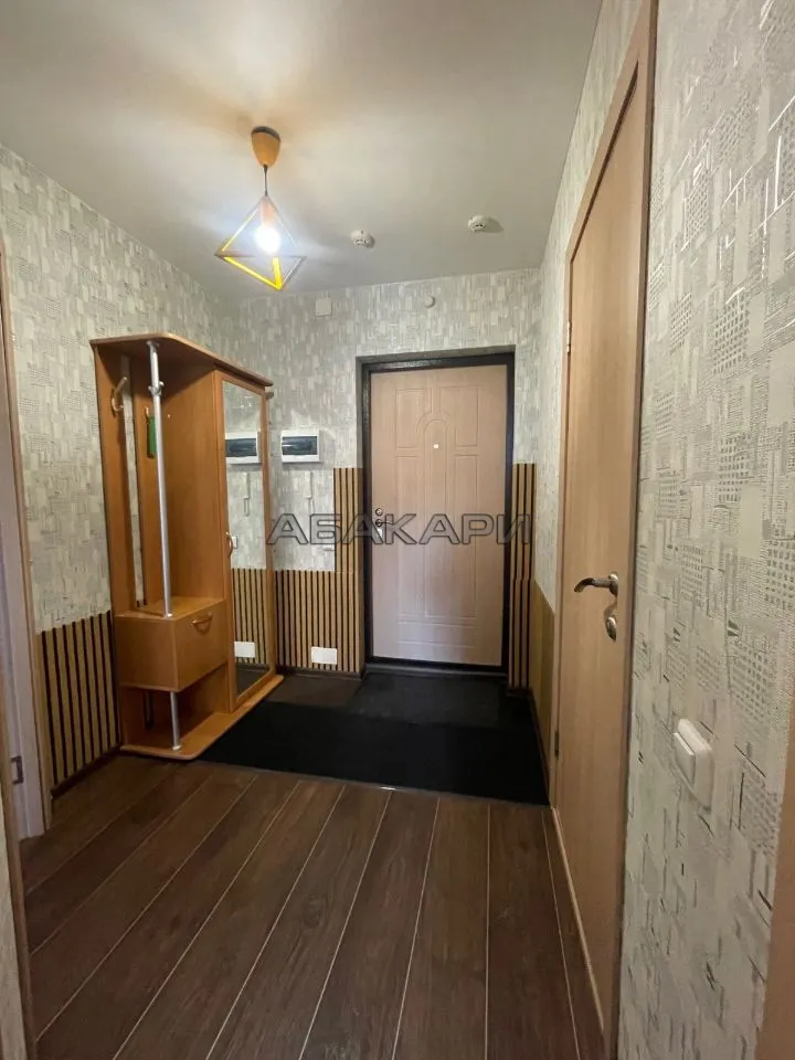 1-комнатная улица Калинина, 183  за 25000 руб/мес фото 4