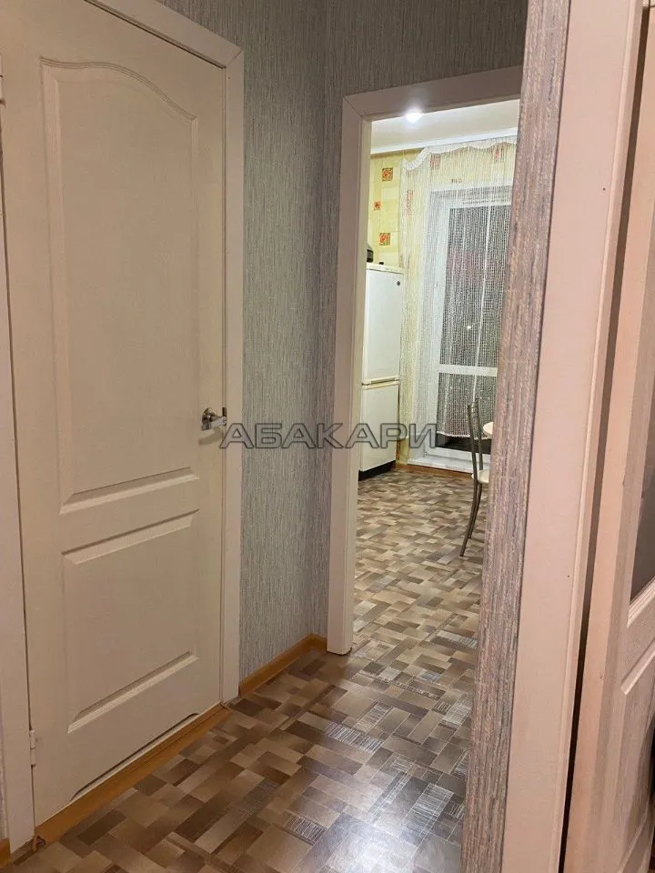 1-комнатная улица Республики, 33А  за 37000 руб/мес фото 6