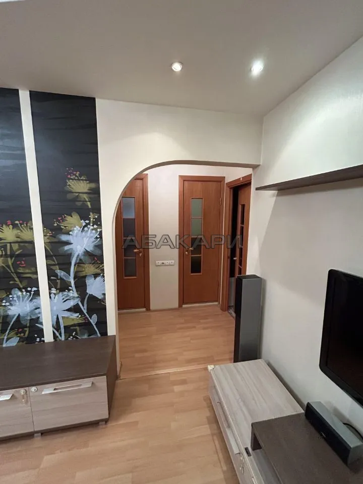 3-комнатная Астраханская улица, 13  за 50000 руб/мес фото 6
