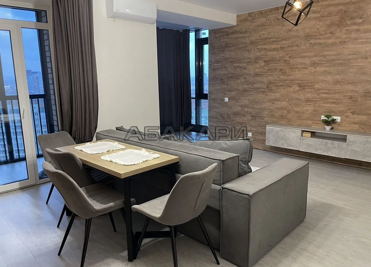 2-комнатная улица Авиаторов, 28  за 60000 руб/мес фото 1
