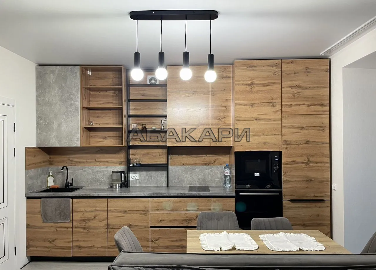 2-комнатная улица Авиаторов, 28  за 60000 руб/мес фото 2