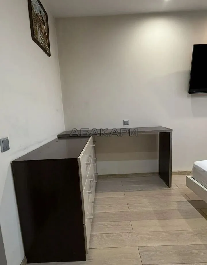 3-комнатная улица Батурина, 20  за 60000 руб/мес фото 18