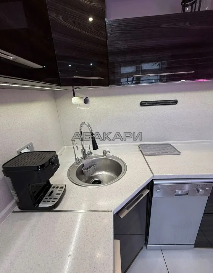 3-комнатная улица Батурина, 20  за 60000 руб/мес фото 9