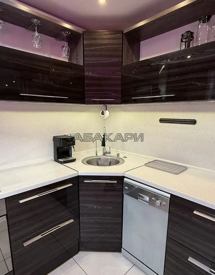 3-комнатная улица Батурина, 20  за 60000 руб/мес фото 5
