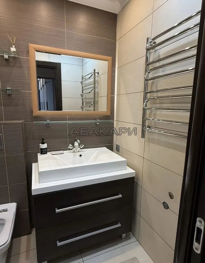 3-комнатная улица Батурина, 20  за 60000 руб/мес фото 34