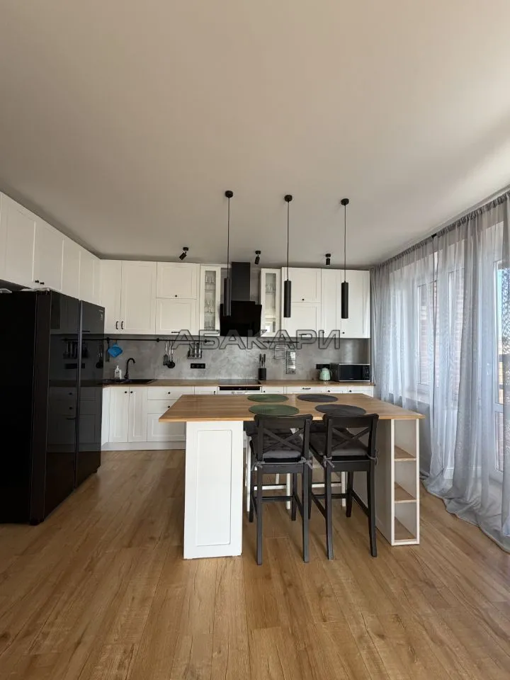 2-комнатная Капитанская улица, 14  за 80000 руб/мес фото 2