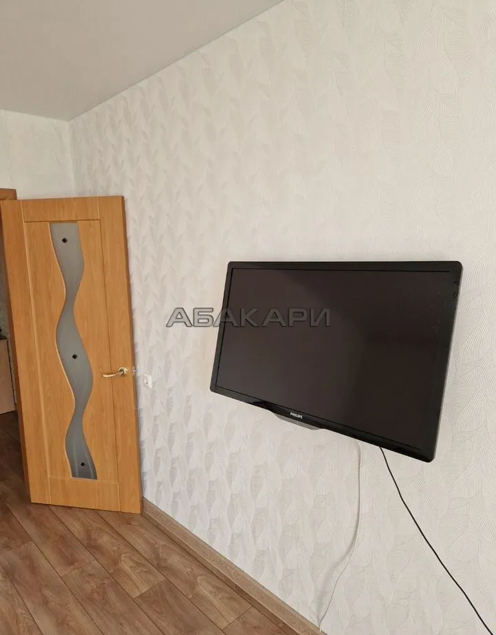 2-комнатная улица Алексеева, 111  за 42000 руб/мес фото 3