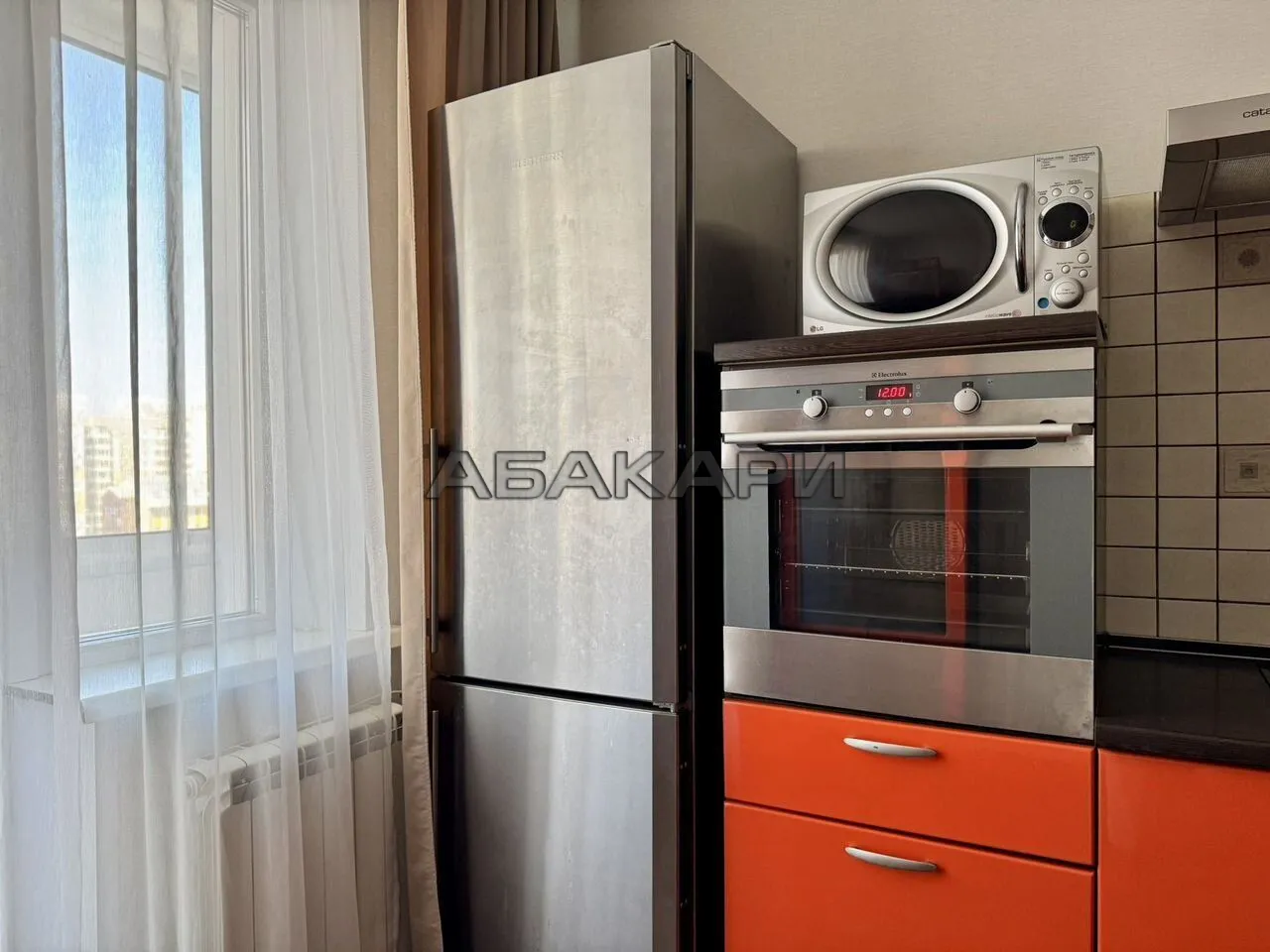 3-комнатная улица Молокова, 64  за 50000 руб/мес фото 3