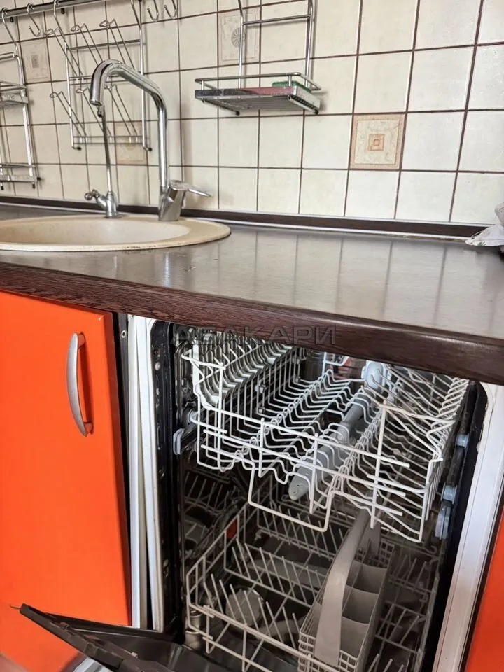 3-комнатная улица Молокова, 64  за 50000 руб/мес фото 5