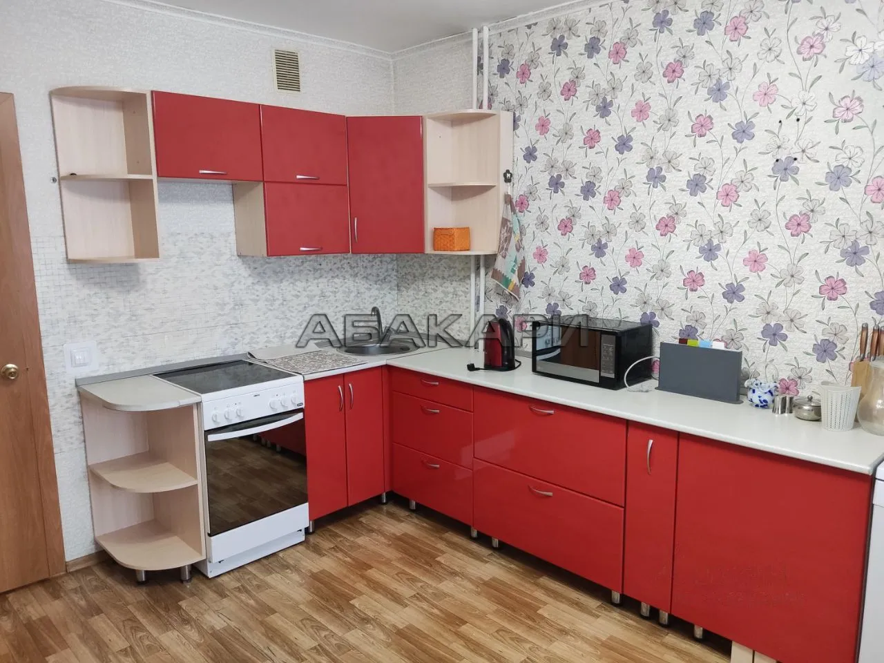 1-комнатная Светлогорская улица, 11А  за 30000 руб/мес фото 1