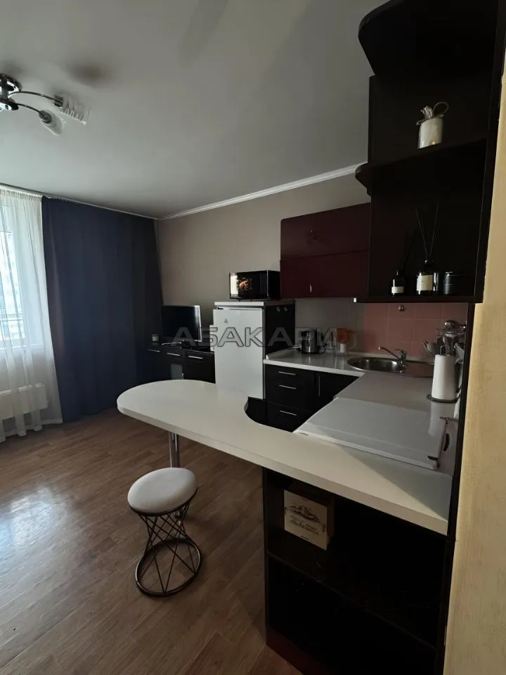 студия улица Карамзина, 18  за 28500 руб/мес фото 2