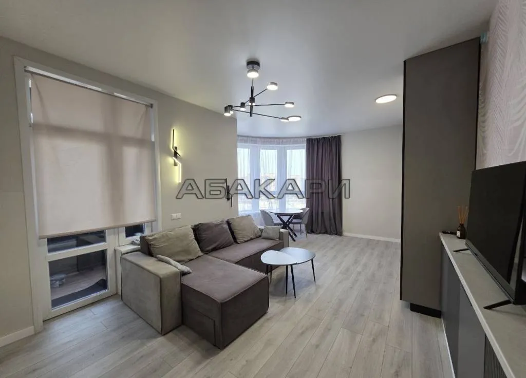 2-комнатная Октябрьская улица, 16  за 60000 руб/мес фото 6