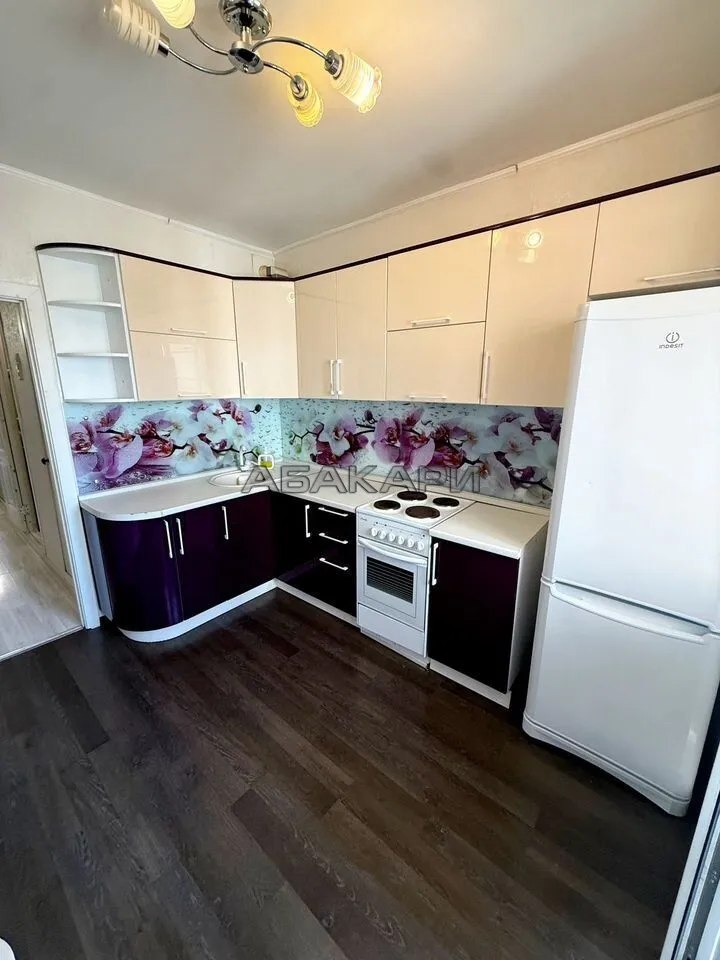 1-комнатная улица Дмитрия Мартынова, 13  за 34000 руб/мес фото 2