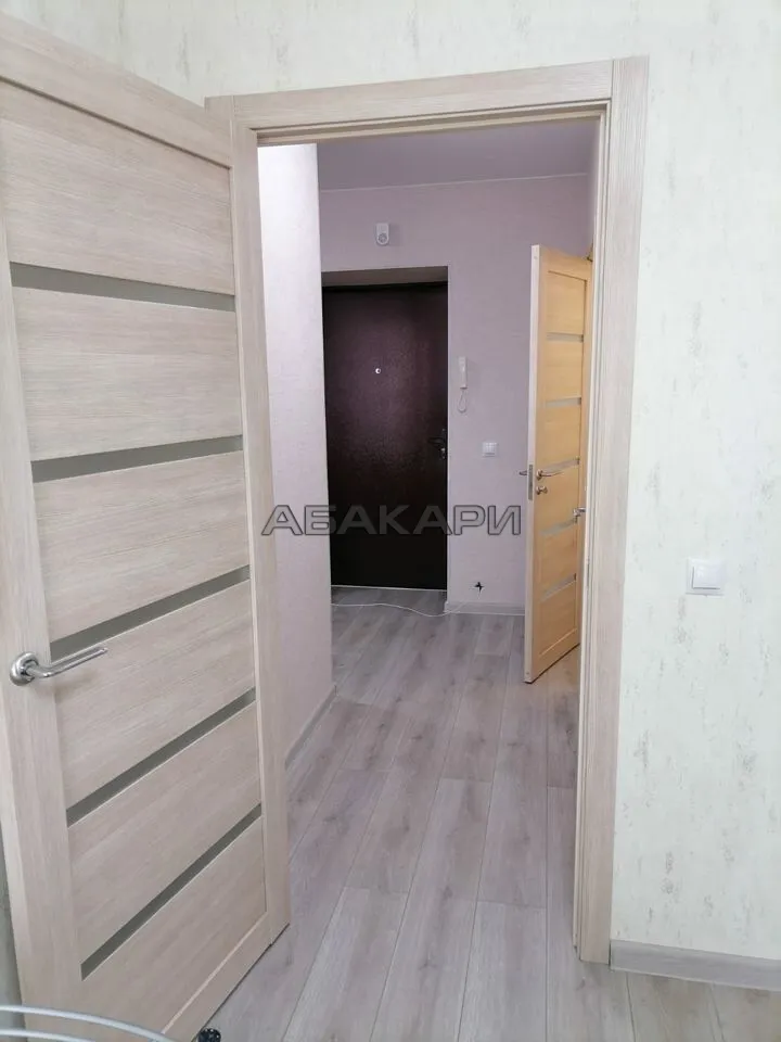 1-комнатная улица Шахтёров, 8  за 35000 руб/мес фото 3