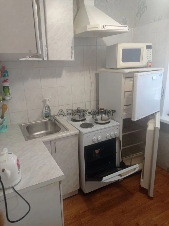 2-комнатная Коммунальная улица, 6А  за 27000 руб/мес фото 1
