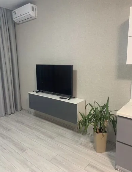 2-комнатная улица Авиаторов, 21  за 55000 руб/мес фото 3