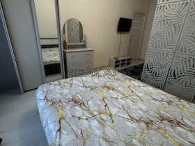 аренда Петра Ломако, 2 1-комнатная 36000