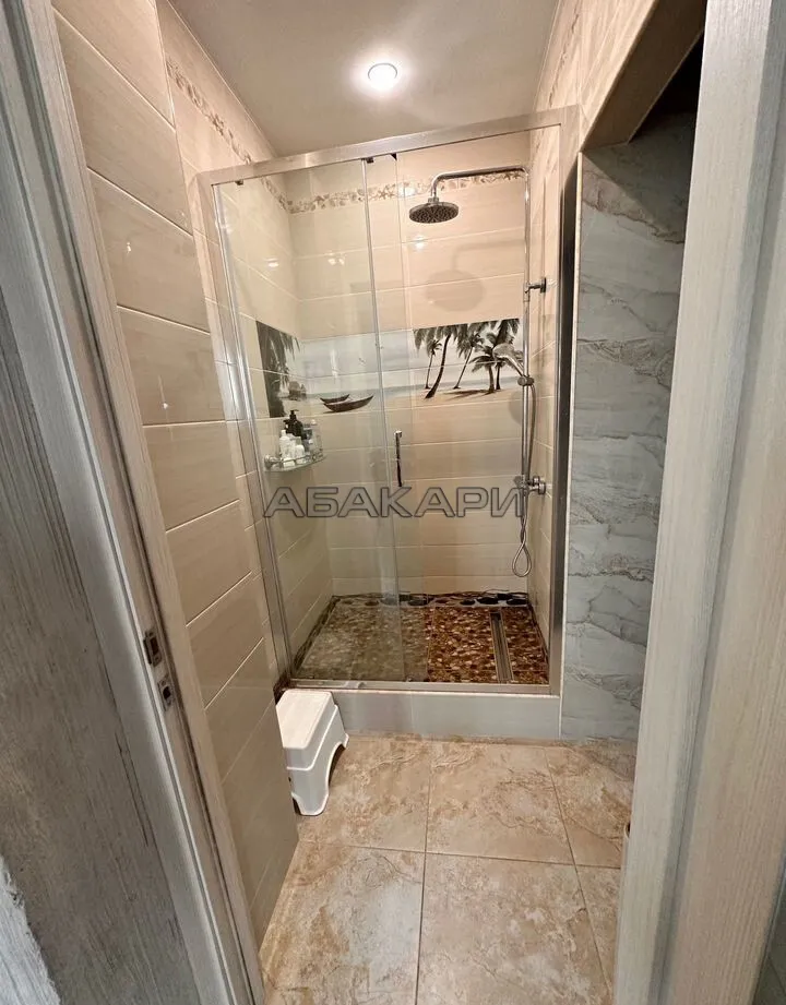 2-комнатная улица Петра Ломако, 16  за 50000 руб/мес фото 7