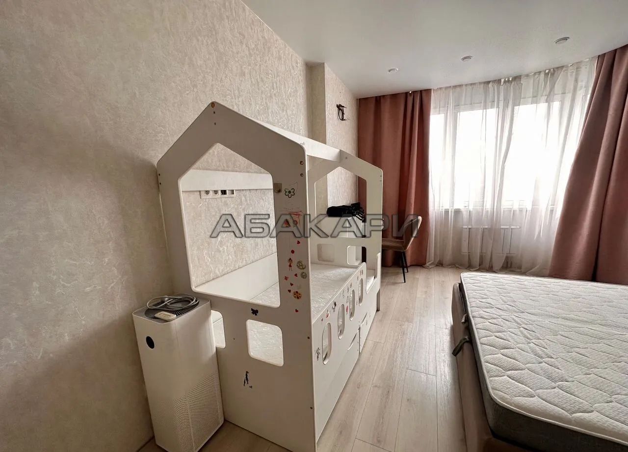 2-комнатная улица Петра Ломако, 16  за 50000 руб/мес фото 12