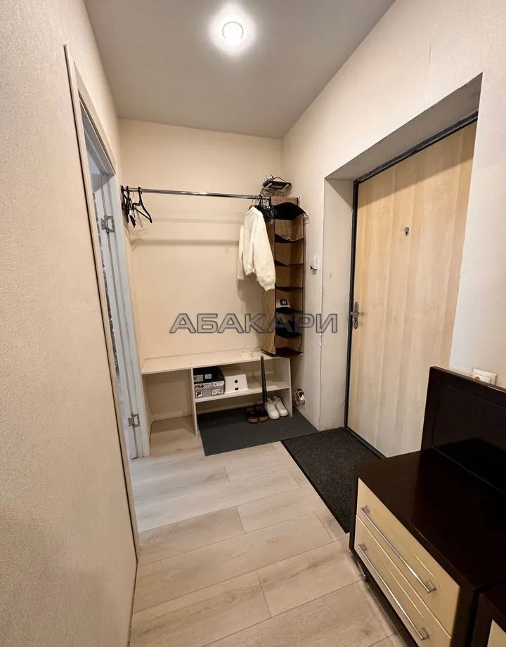 2-комнатная улица Петра Ломако, 16  за 50000 руб/мес фото 13