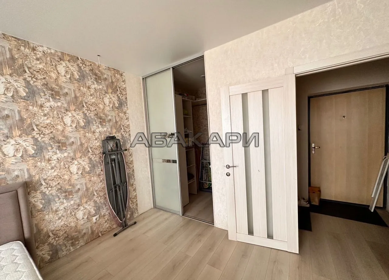 2-комнатная улица Петра Ломако, 16  за 50000 руб/мес фото 15
