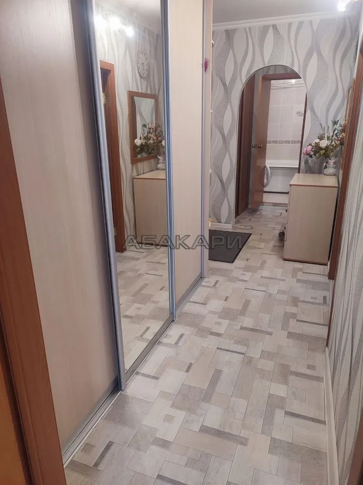 2-комнатная улица Водопьянова, 10А  за 40000 руб/мес фото 3