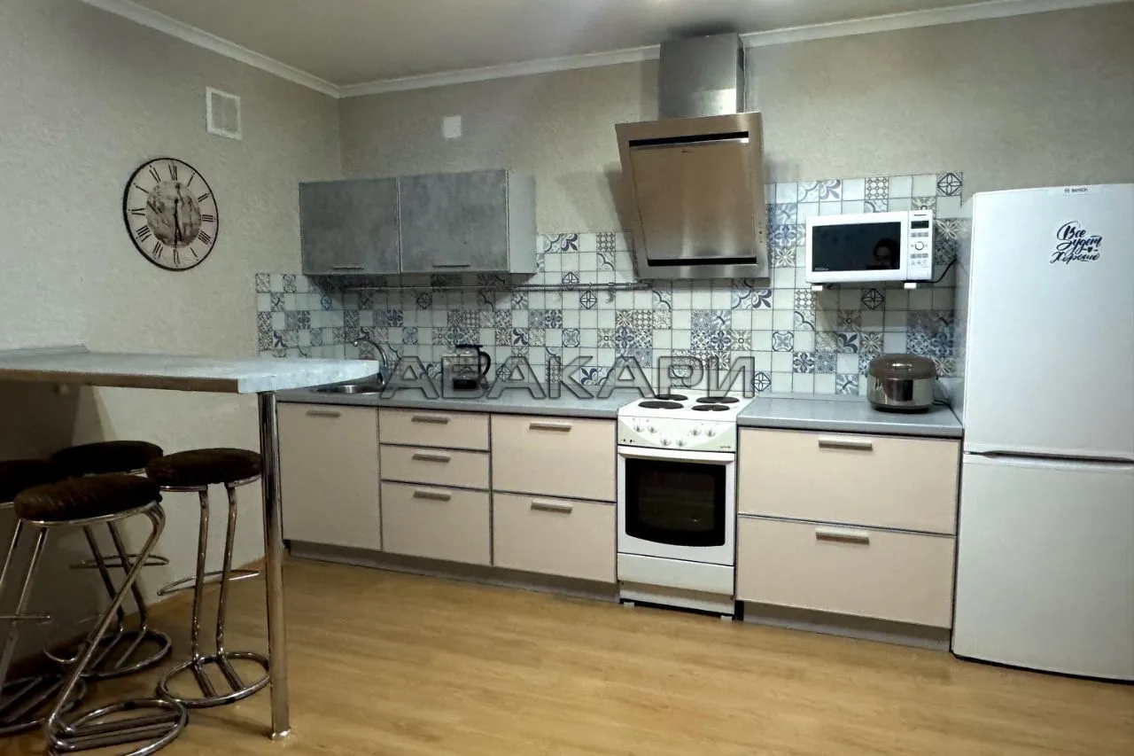 студия улица Куйбышева, 97  за 30000 руб/мес фото 1