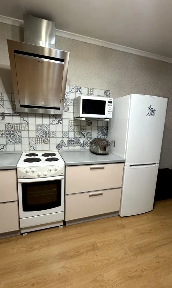 студия улица Куйбышева, 97  за 30000 руб/мес фото 3