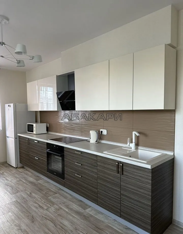 2-комнатная улица Республики, 37А  за 50000 руб/мес фото 1