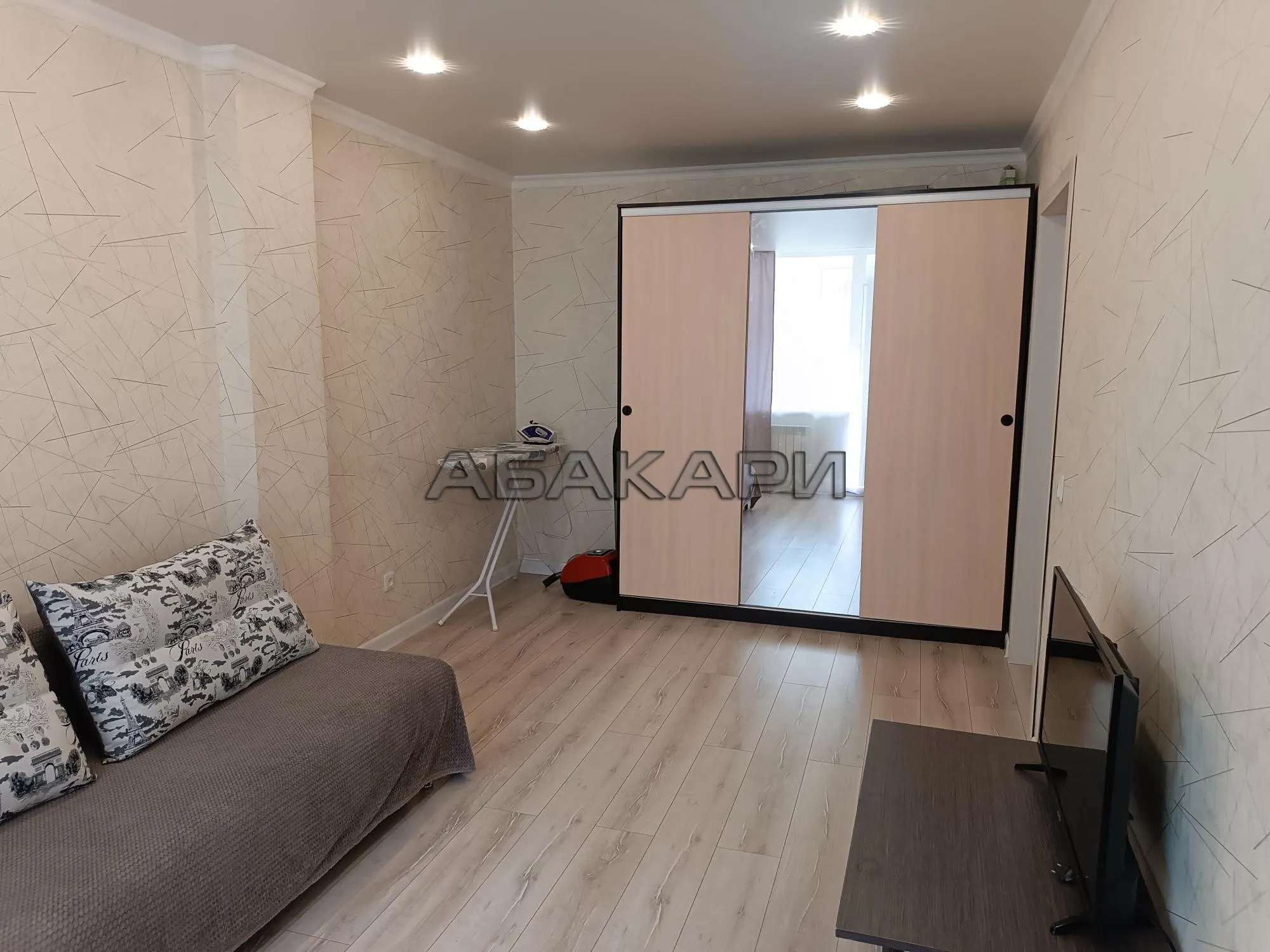 1-комнатная улица Молокова, 16  за 32000 руб/мес фото 1