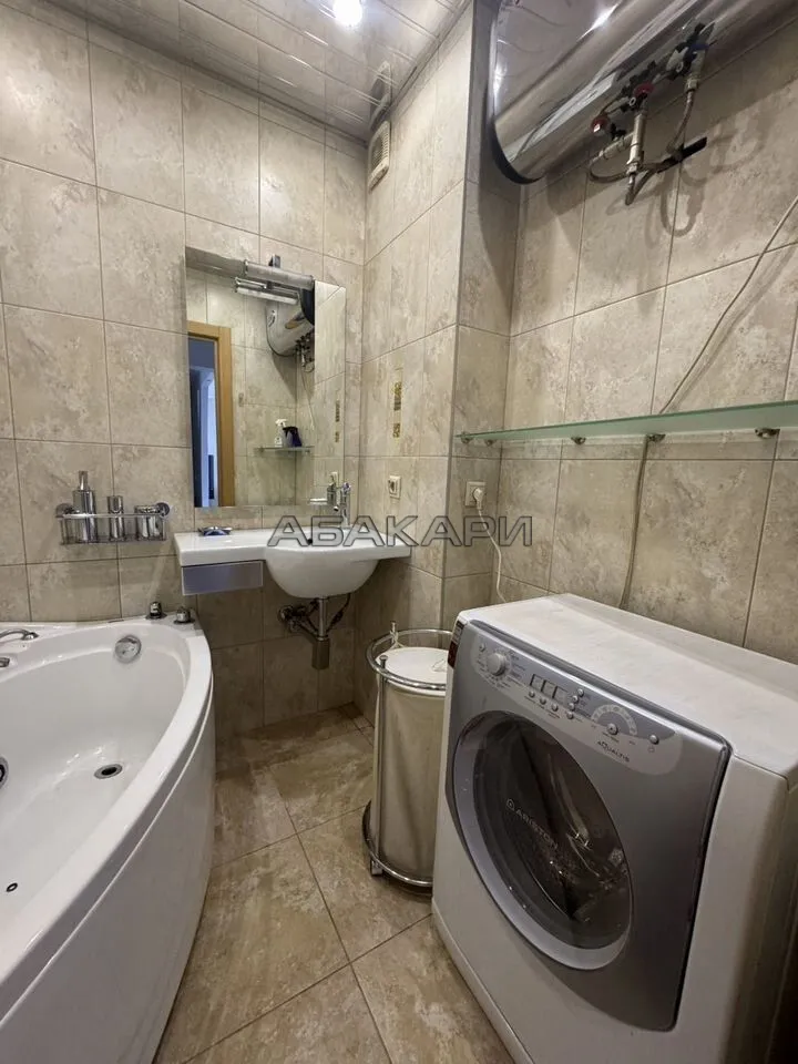 3-комнатная улица Молокова, 7  за 60000 руб/мес фото 17