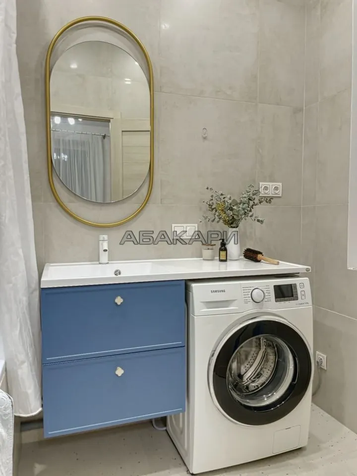 2-комнатная улица Петра Ломако, 10  за 48000 руб/мес фото 6