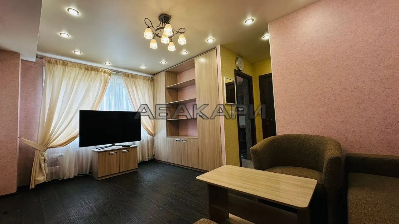 2-комнатная улица Горького, 36  за 40000 руб/мес фото 3