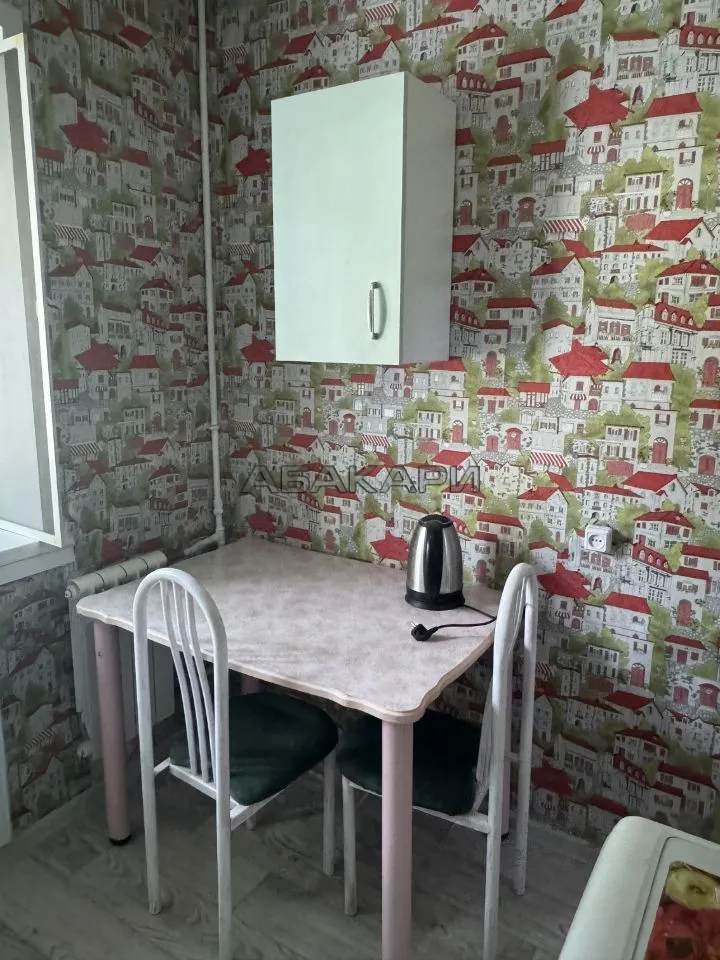 1-комнатная улица Декабристов, 12  за 29500 руб/мес фото 2