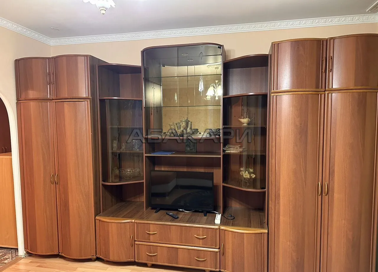 1-комнатная улица 3 Августа, 22 за 35000 руб/мес фото 11 1-комнатная улица 3 Августа, 22 за 35000 руб/мес фото 11