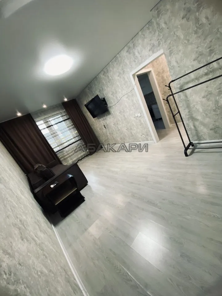 1-комнатная улица Александра Матросова, 34  за 35000 руб/мес фото 4