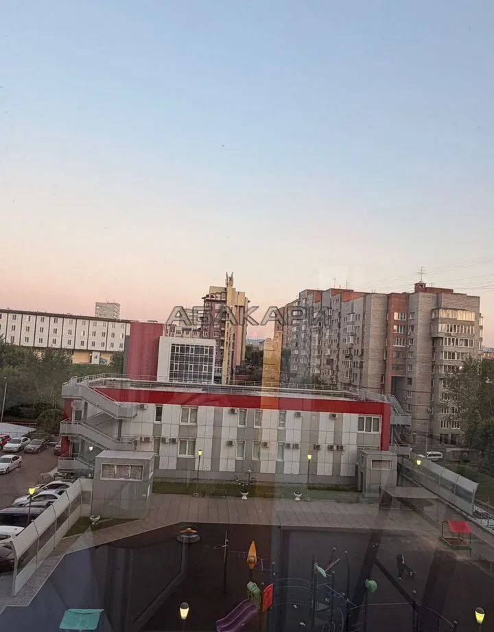 1-комнатная улица Республики, 39  за 35000 руб/мес фото 5