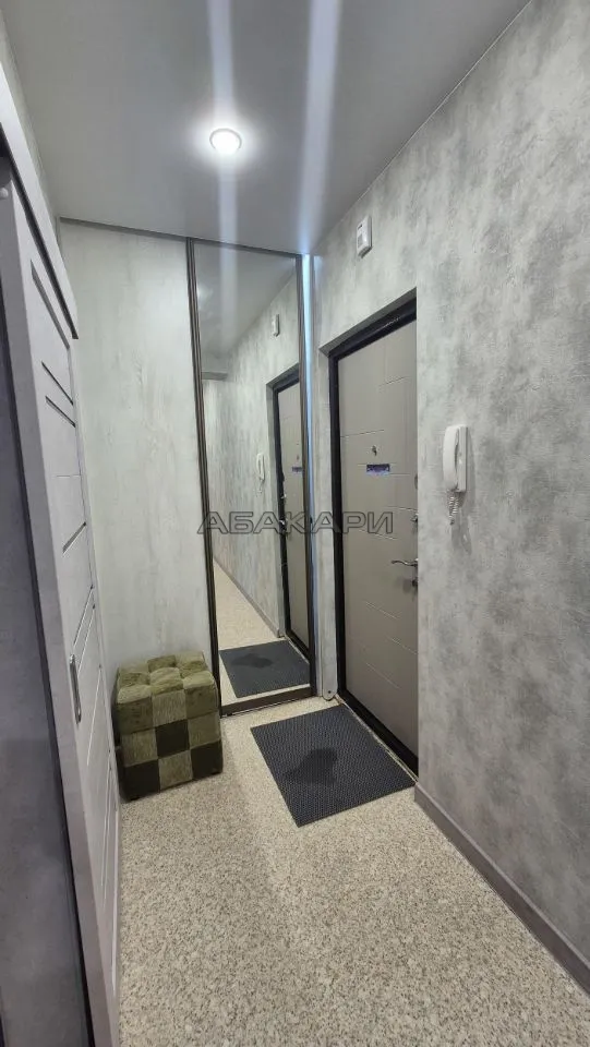 2-комнатная улица Урванцева, 10  за 38000 руб/мес фото 2