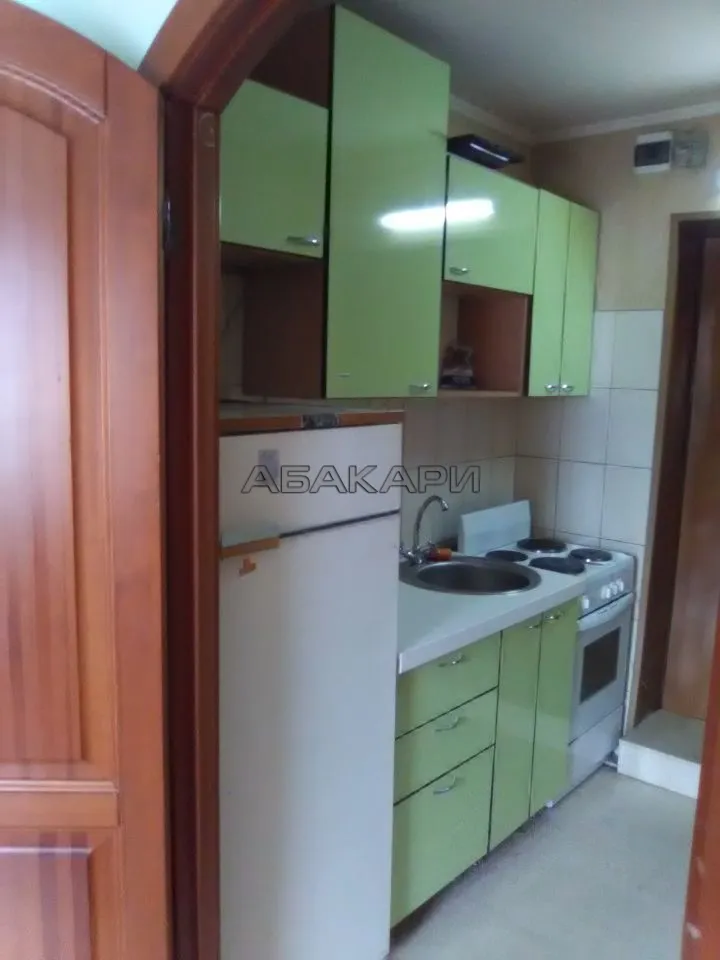 студия улица Александра Матросова, 26  за 17000 руб/мес фото 1