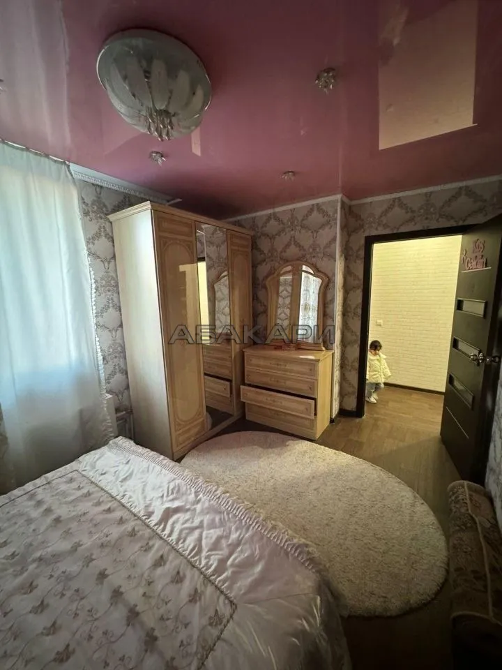 3-комнатная улица Авиаторов, 38  за 45000 руб/мес фото 7