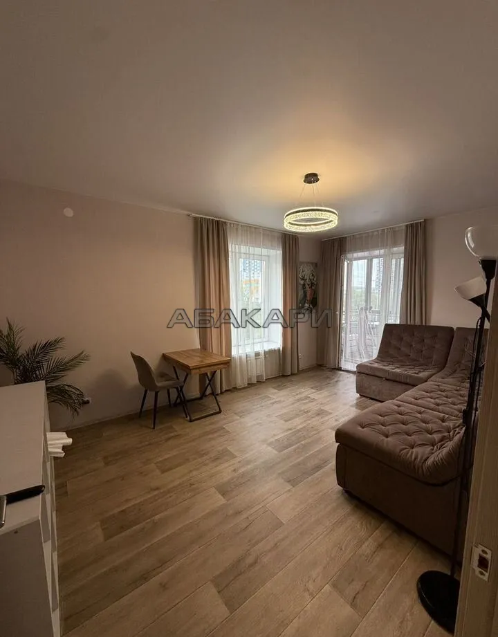 2-комнатная улица Петра Ломако, 6  за 50000 руб/мес фото 2
