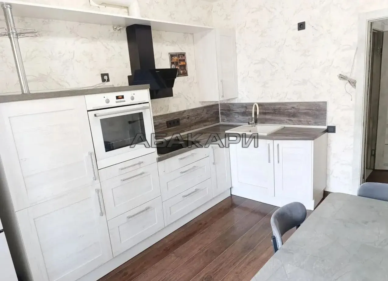 1-комнатная Апрельская улица, 1  за 38000 руб/мес фото 2