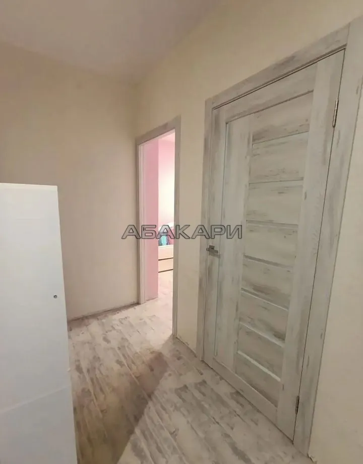 3-комнатная улица Александра Матросова, 36  за 55000 руб/мес фото 3