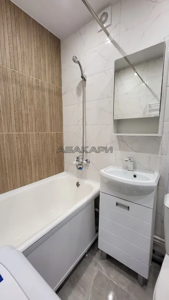 2-комнатная улица Анатолия Гладкова, 23  за 32000 руб/мес фото 4
