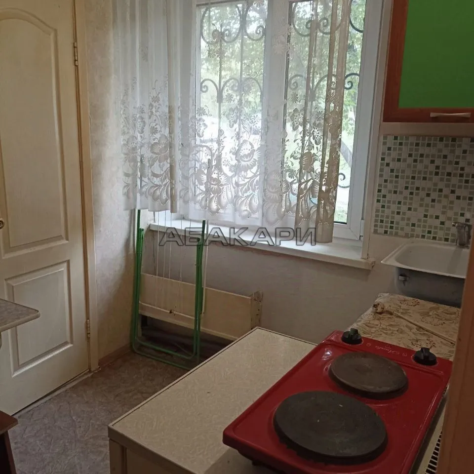 студия улица Гусарова, 9  за 18000 руб/мес фото 4