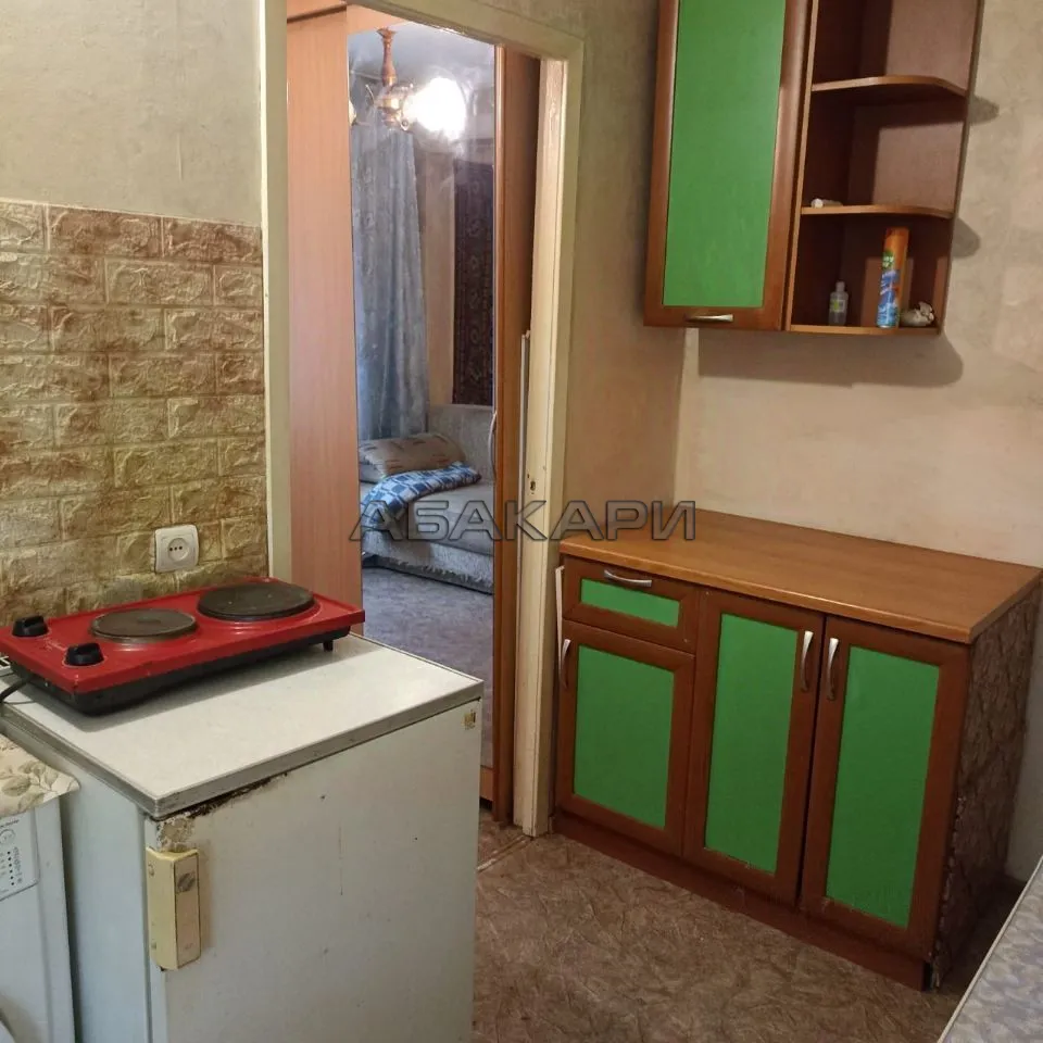 студия улица Гусарова, 9  за 18000 руб/мес фото 1