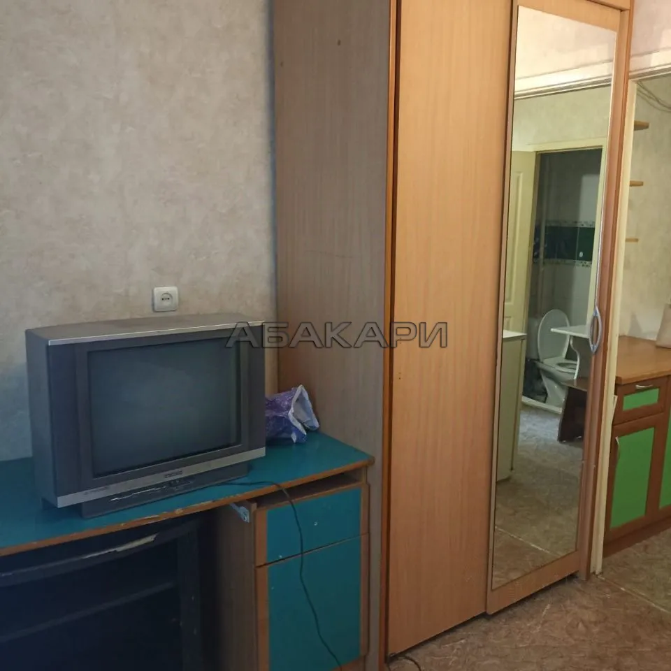 студия улица Гусарова, 9  за 18000 руб/мес фото 3