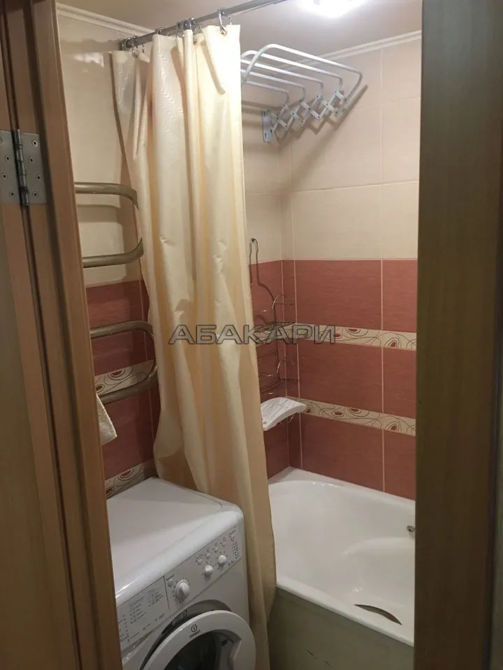 3-комнатная улица Молокова, 64  за 55000 руб/мес фото 8